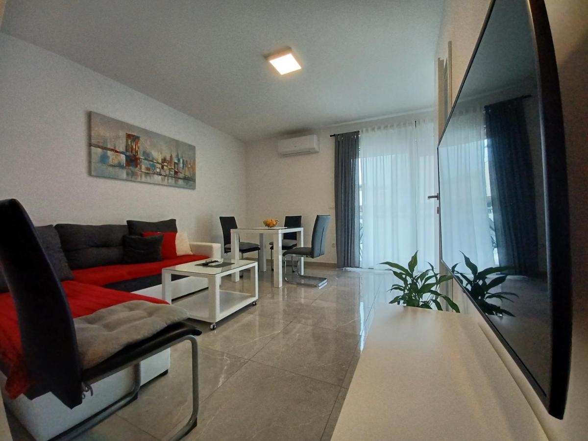 Apartments Leon 2 Novigrad Istria Exterior foto